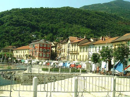 Promenade in Cannobio am Lago Maggiore